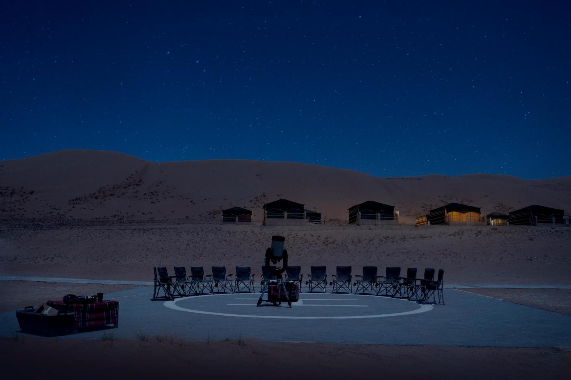 ホテル Thousand Nights Camp Shāhiq エクステリア 写真