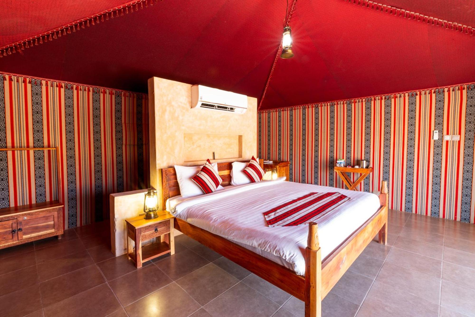 Thousand Nights Camp Shāhiq 部屋 写真